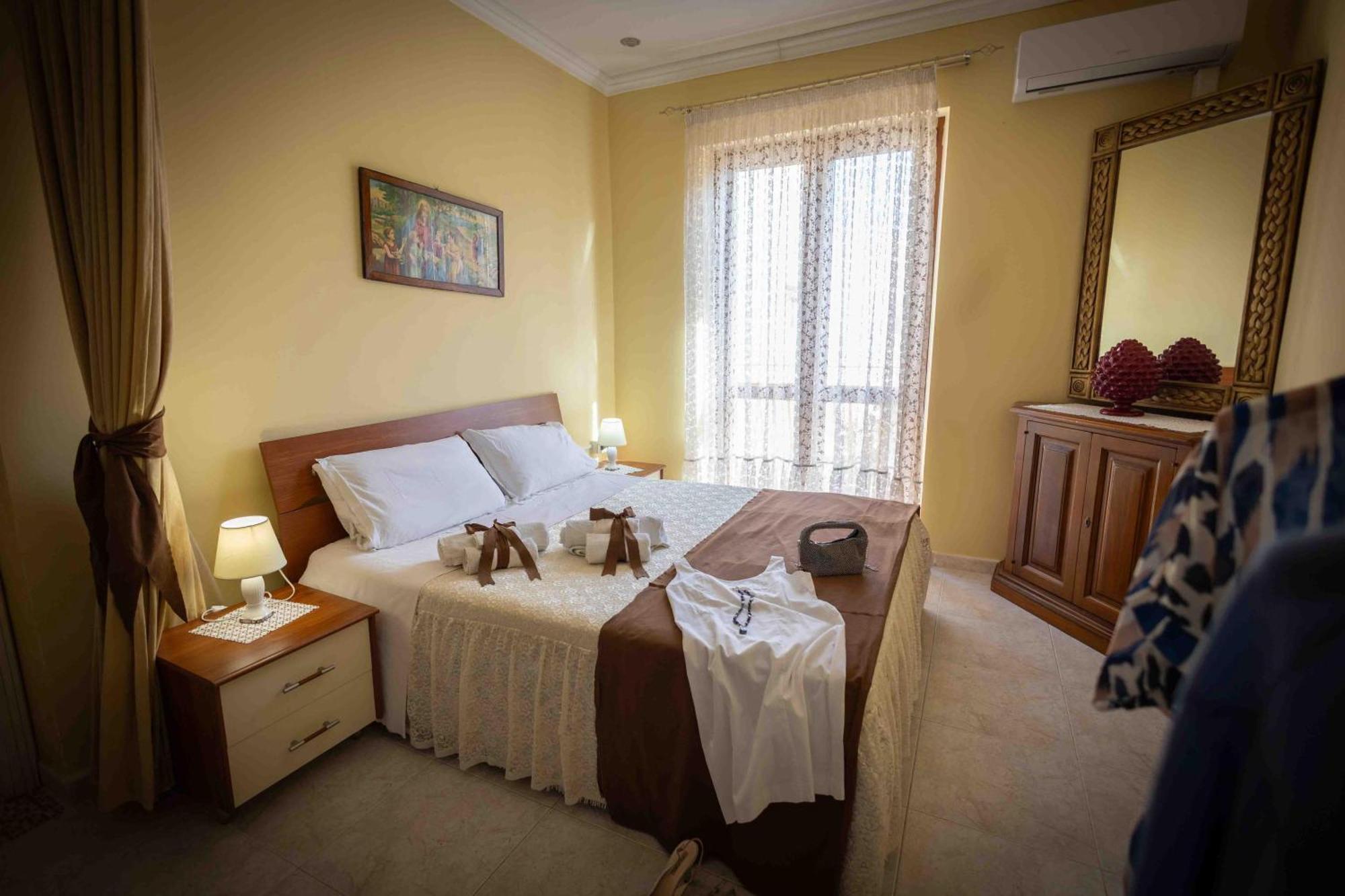 Sunshine Apartments Trappeto  Esterno foto