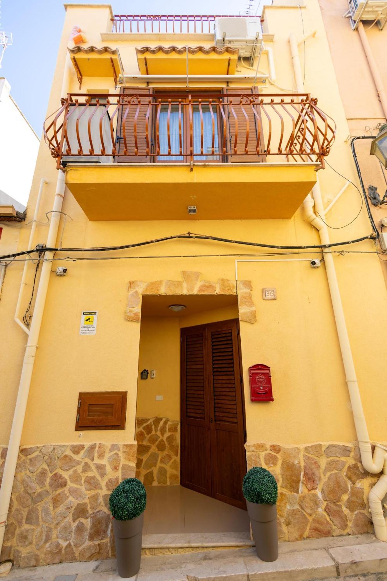 Sunshine Apartments Trappeto  Esterno foto