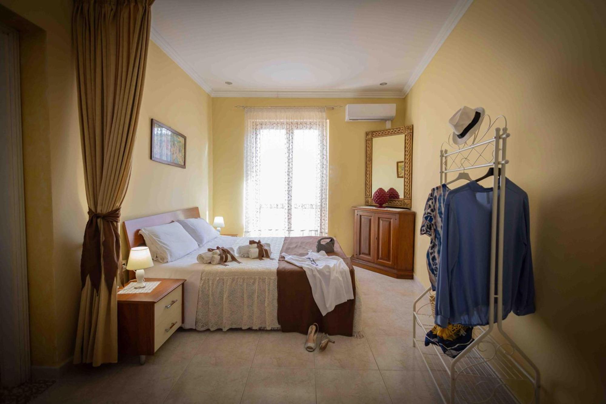Sunshine Apartments Trappeto  Esterno foto
